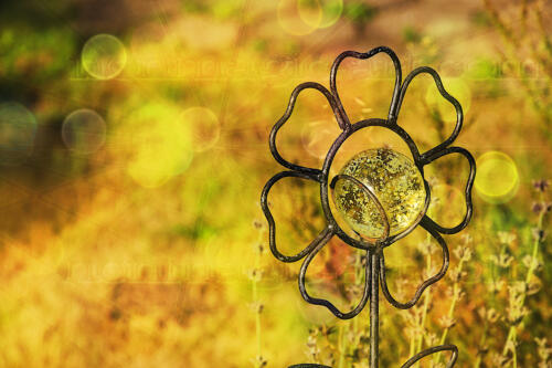 Metallblume im Garten